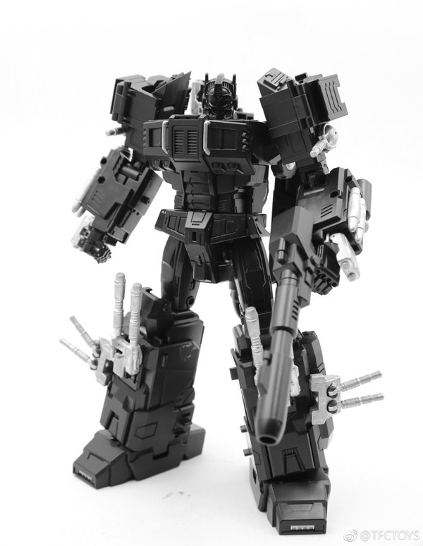 TFC Toys Shows Prototype For STC 01 Unofficial Rolling Thunder Optimus Prime 06 (6 of 18)